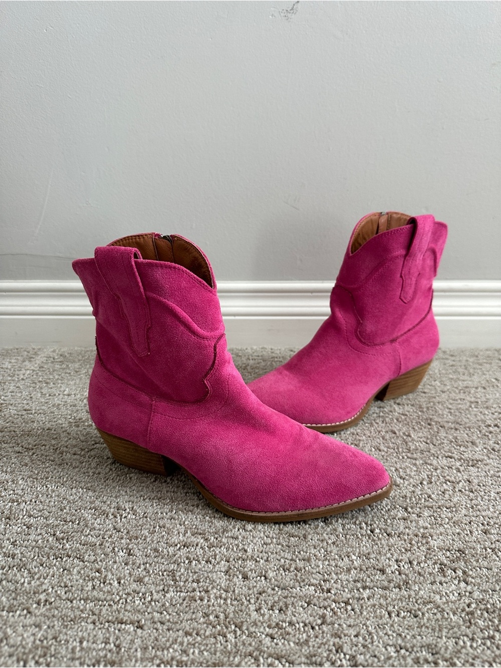 Women's Pink Suede Western Cowboy Boots
